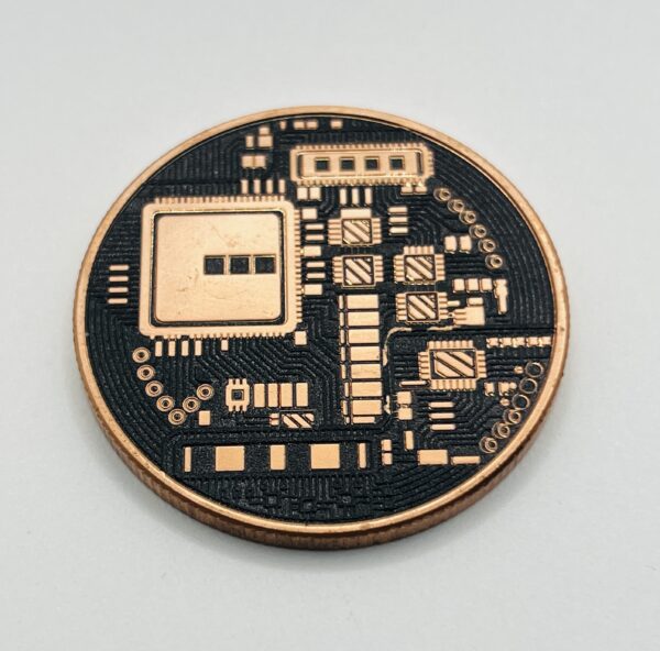 oz Pure .opper Bitcoin Round - Image 3